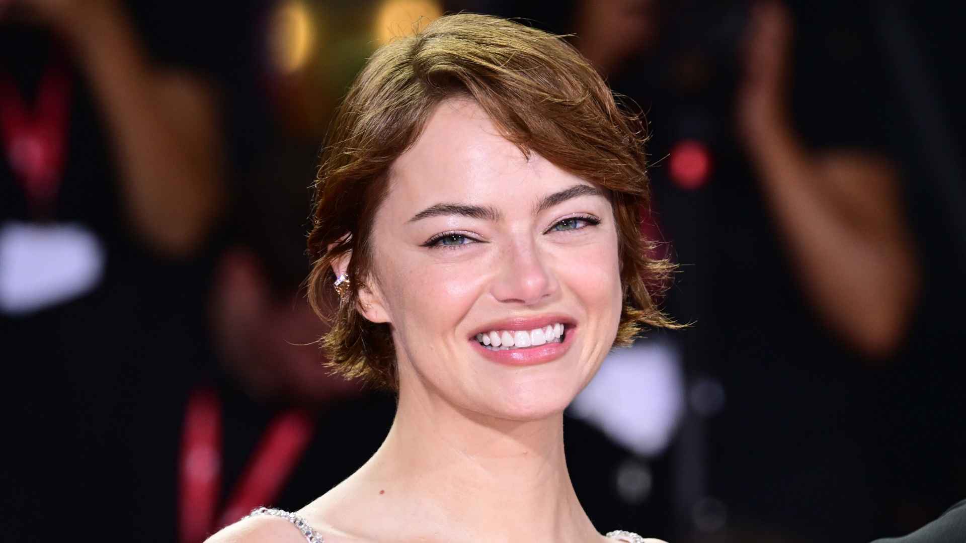 Emma Stone tiene el corte de pelo pixie que mejor sienta a las chicas con cara ovalada