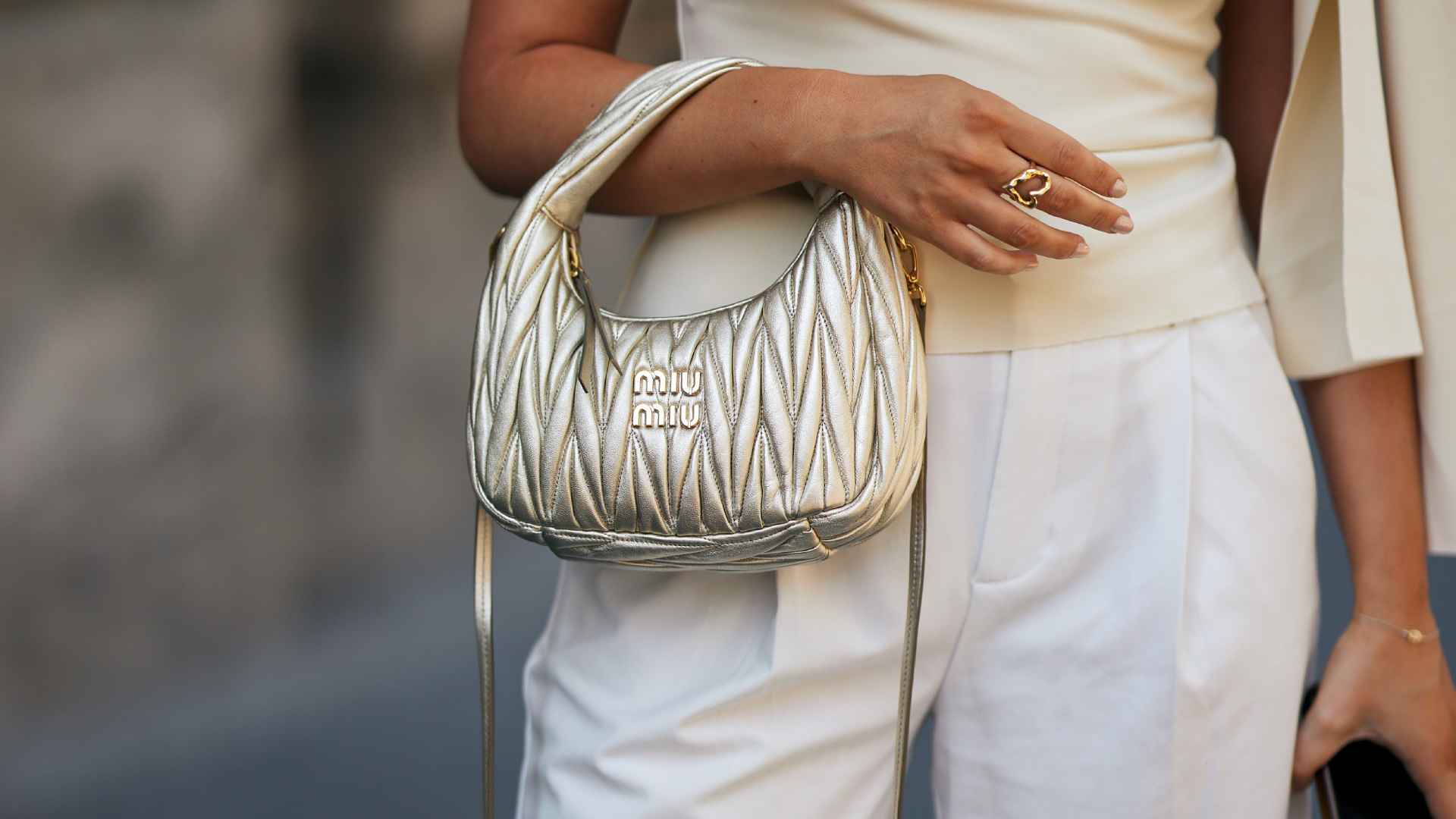 Las jelly nails son la manicura tendencia del verano