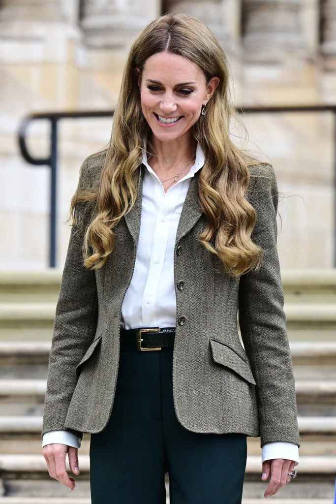 Kate Middleton con su cambio de look y su nuevo color rubio