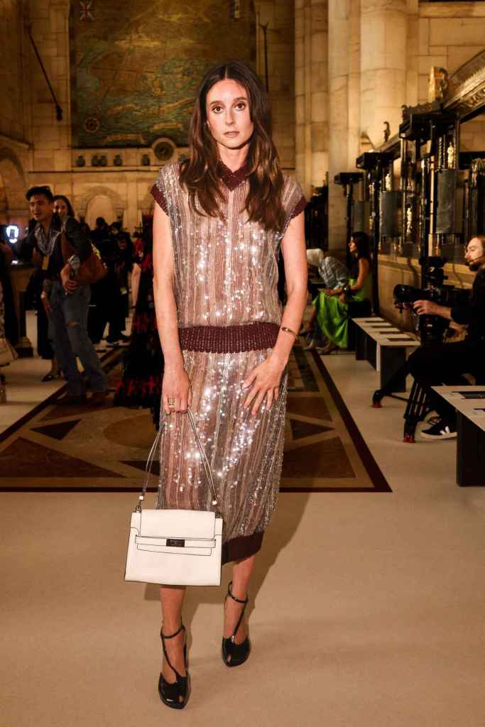 Mary Beth Barone en el desfile Primavera/Verano 2026 de Tory Burch en la Semana de la Moda de Nueva York