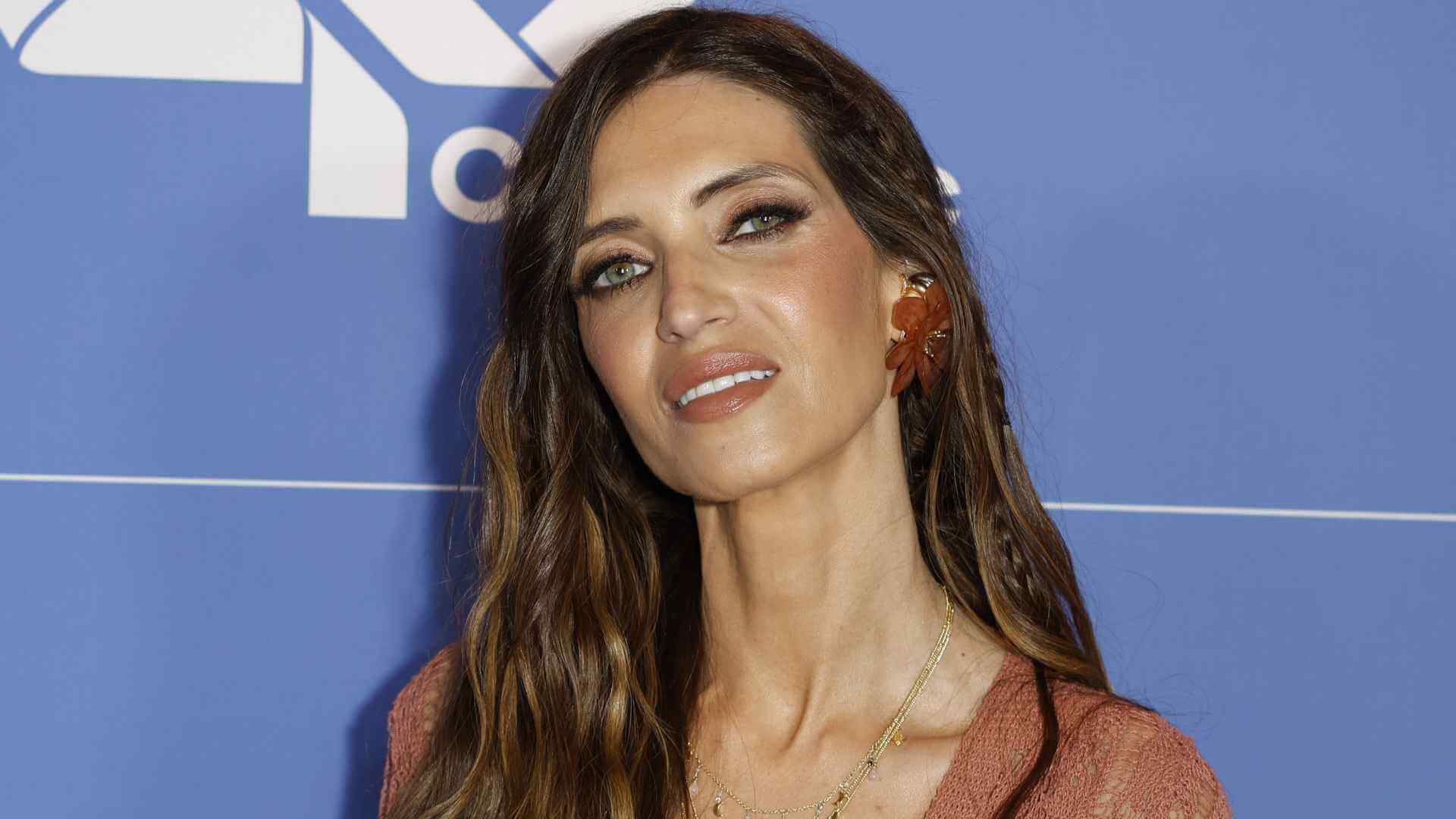 Sara Carbonero está lista para las tendencias de manicuras de otoño