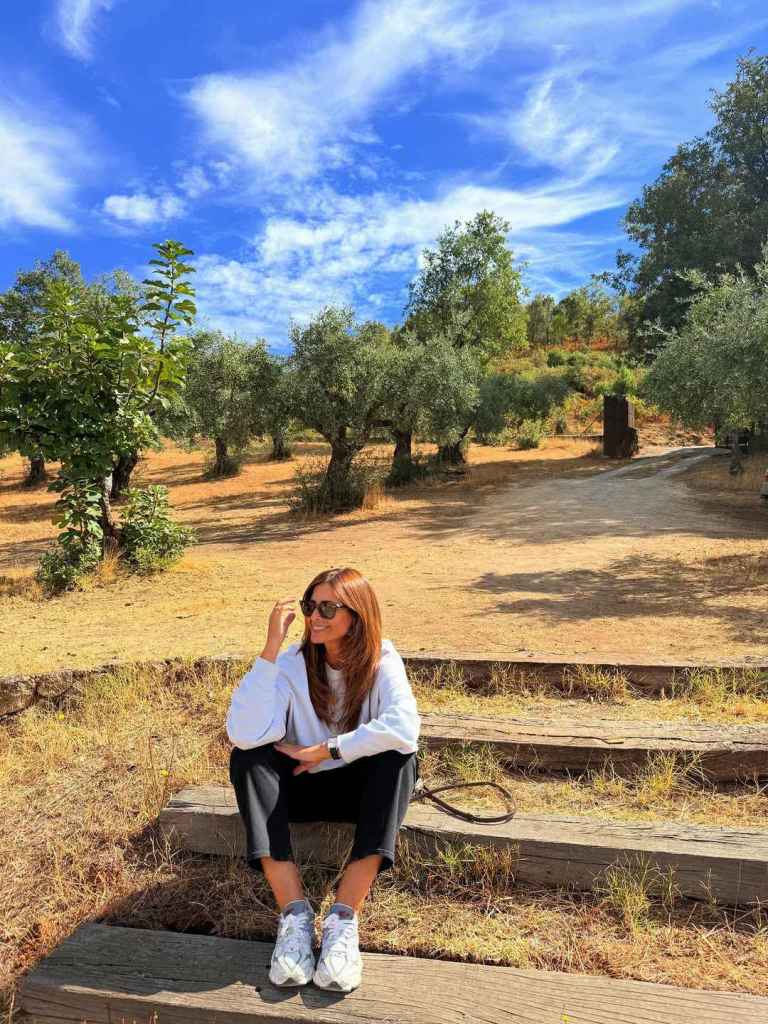 Nuria Roca y sus zapatillas New Balance 9060
