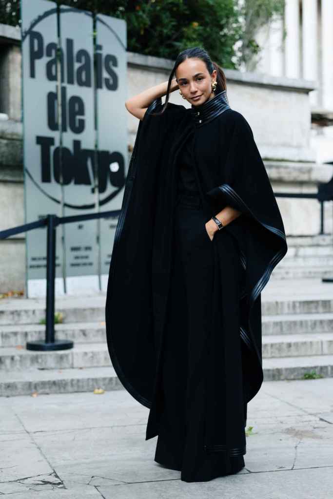 Los abrigos capa XXL serán nuestra opción favorita esta temporada para ocasiones especiales