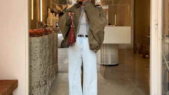 El street style y las redes sociales se han enamorado de la chaqueta efect ante de Zara