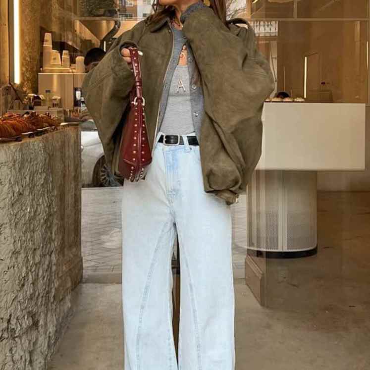 El street style y las redes sociales se han enamorado de la chaqueta efect ante de Zara
