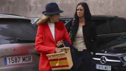 Victoria Federica y la infanta Elena en la Plaza de las Ventas el pasado 12 de octubre (Foto: Gtres).