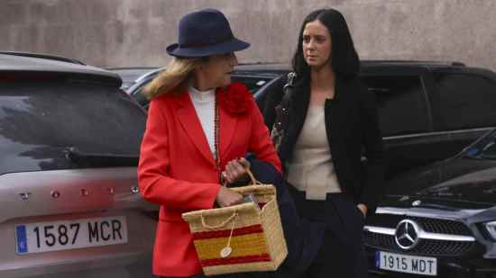 Victoria Federica y la infanta Elena en la Plaza de las Ventas el pasado 12 de octubre (Foto: Gtres).