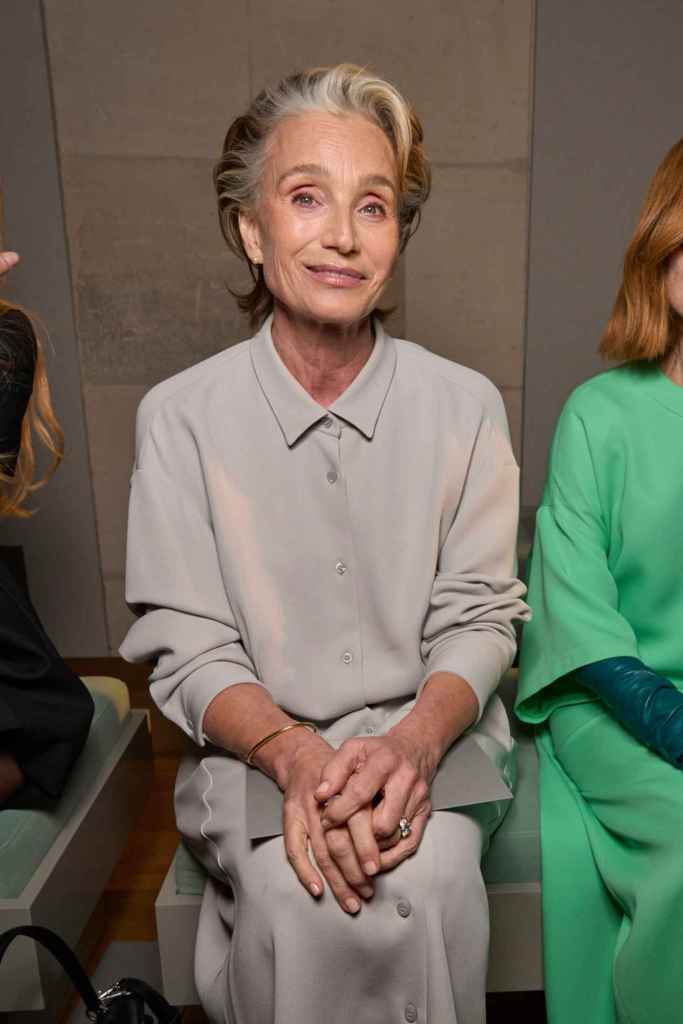 Kristin Scott Thomas en el desfile de Balenciaga en la Semana de la Moda de París