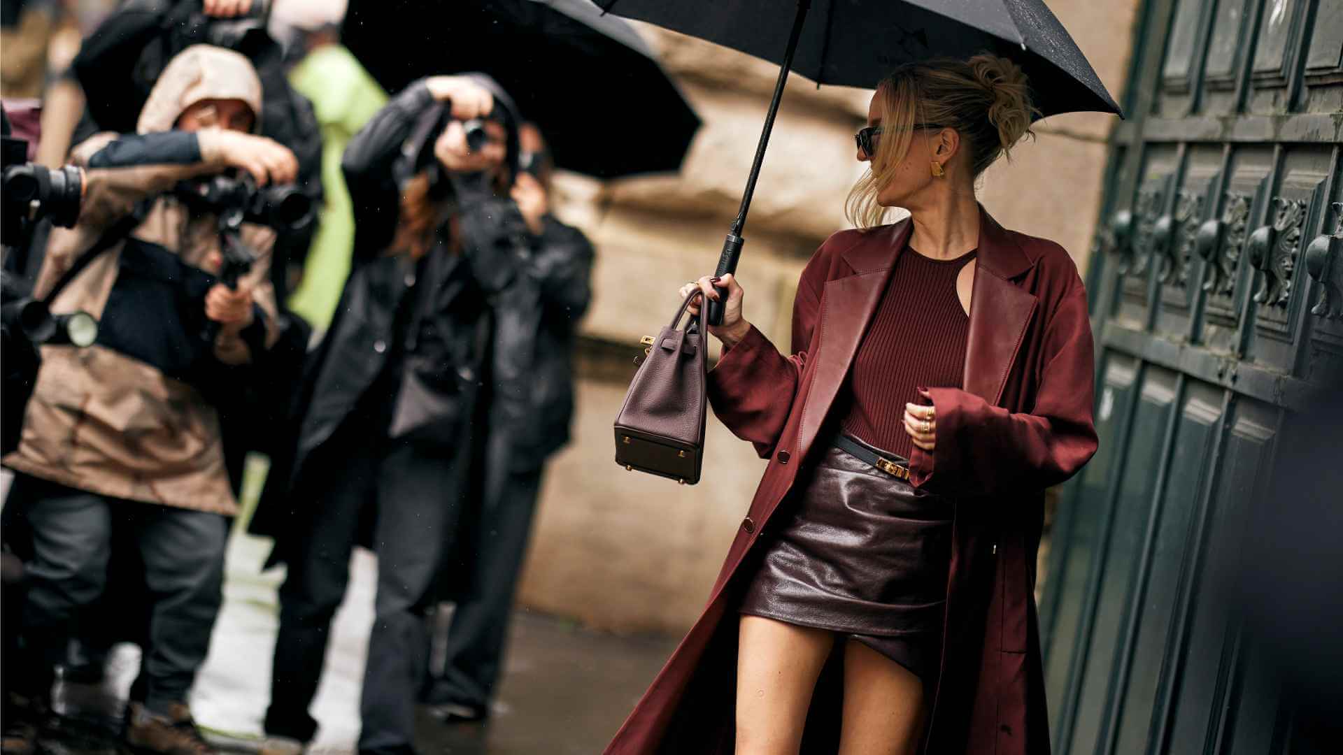 Este peinado hace que tu pelo genere frizz y encrespamiento cuando hay lluvia