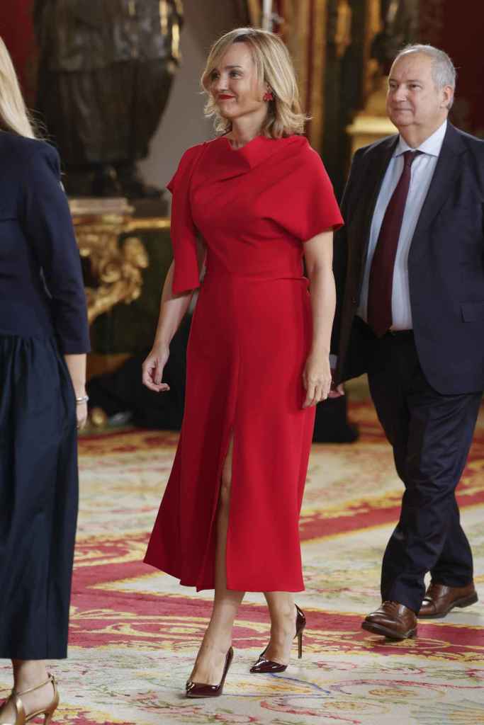 Pilar Alegría en la recepción con el rey en el Día de la Hispanidad