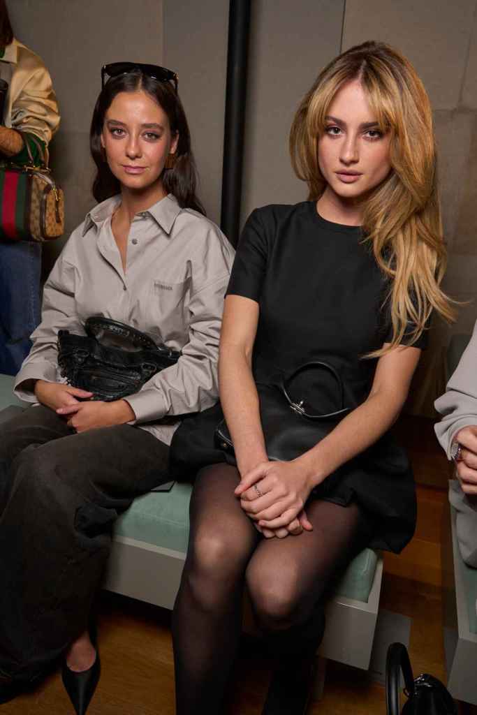 Victoria Federica en el desfile de Balenciaga en la Semana de la Moda de París