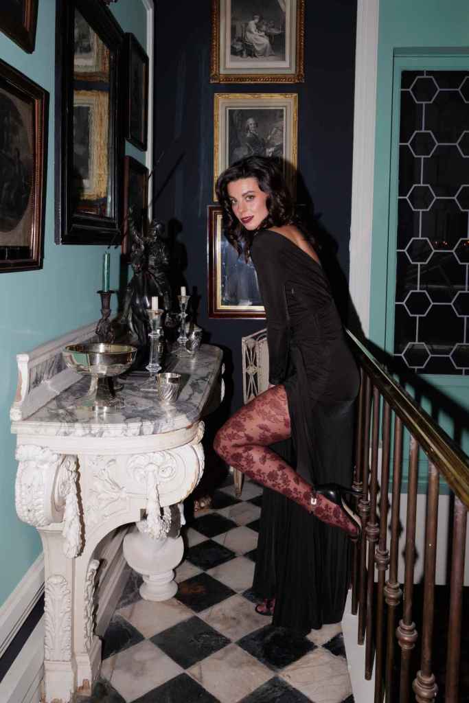 Clara Alvarado en la cena de MARCIANO by GUESS por el lanzamiento de su nueva colección cápsula Holiday FW25 