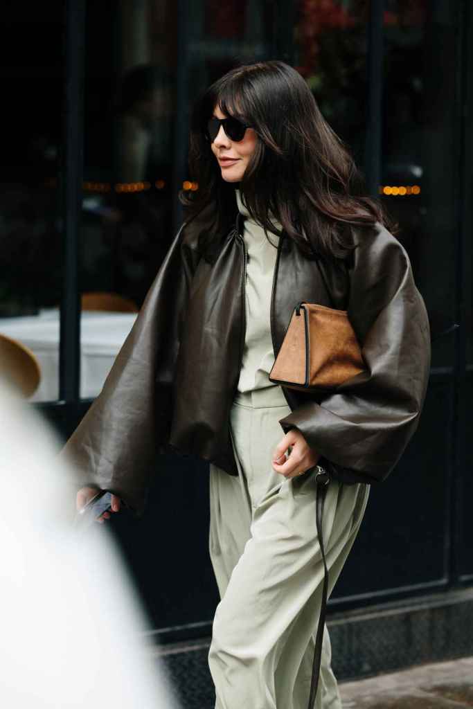 El laminado capilar puede ayudarnos a controlar el frizz y eliminar el encrespamiento del pelo 