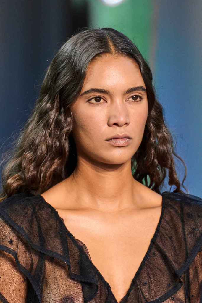 El puppy eyeliner es un tipo de delinado muy viral en redes sociales