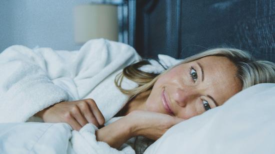 quitar-maquillaje-almohada